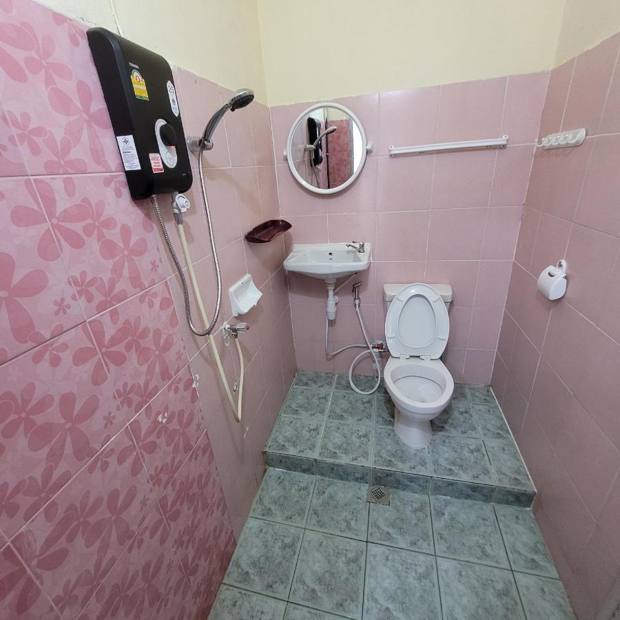 Chamchuree Residence Jomtien Beach Esterno foto